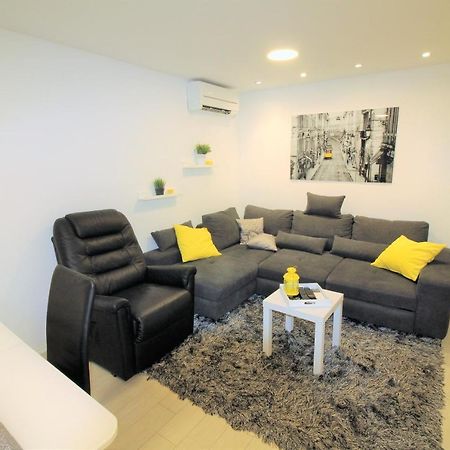 Apartment Pia Šibenik Buitenkant foto