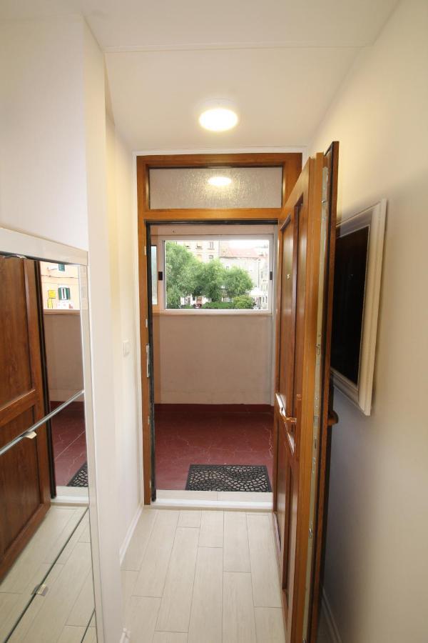 Apartment Pia Šibenik Buitenkant foto