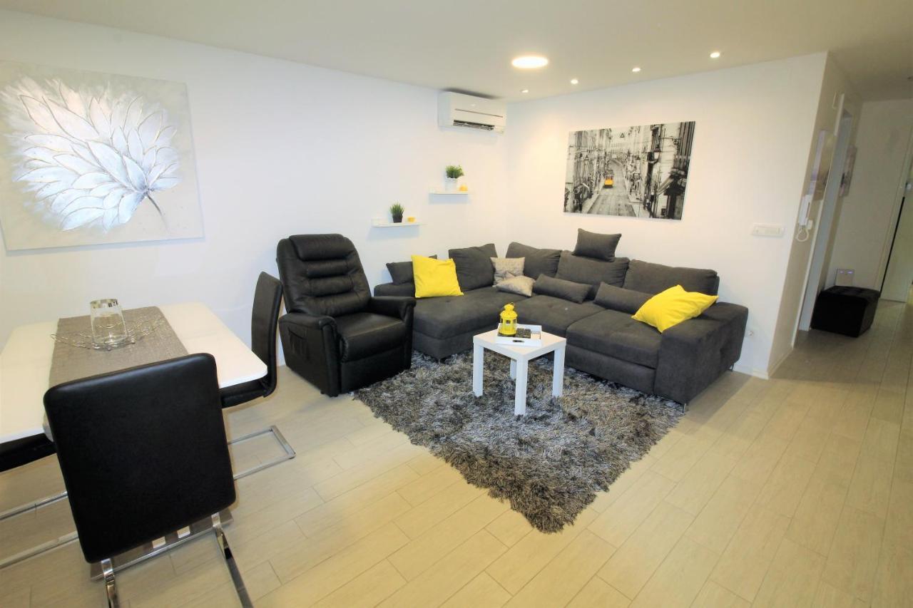 Apartment Pia Šibenik Buitenkant foto