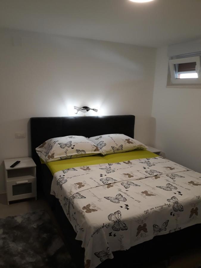 Apartment Pia Šibenik Buitenkant foto