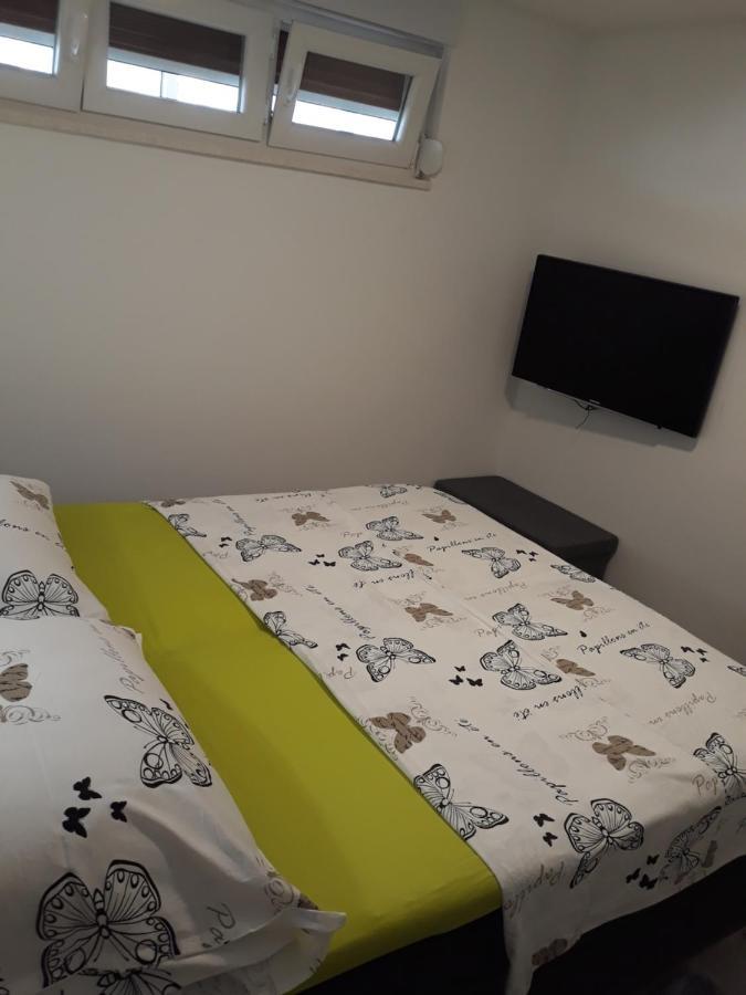 Apartment Pia Šibenik Buitenkant foto